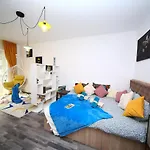 B&M Apartment